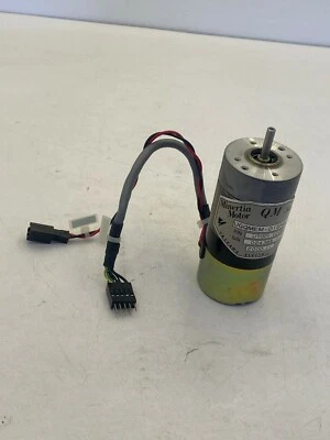 MOTOR MINERTIA YASKAWA UTOPI-020MX SERIE QM NNB Foto 1 de 3