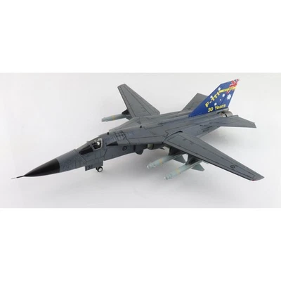 Hobby Master 1:72 F-111C Pig A8-131, RAAF '1973-2003' (com 4 x AGM-142) HA3033 - Imagem 1 de 4