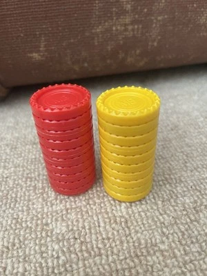 MB Connect Four 4 Game Spares Replacement Counters x 20 - Image 1 of 2