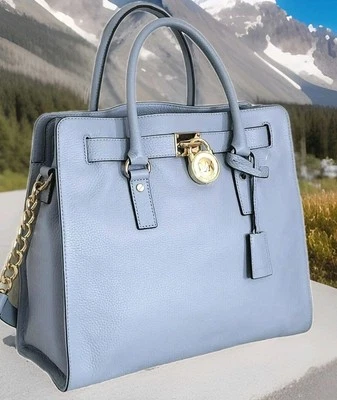 🌞MICHAEL KORS HAMILTON GRANDE BOLSA TOTE DE COURO AZUL PÁLIDO CORRENTE DE BLOQUEIO DOURADA NS🌺Nova com etiquetas - Imagem 1 de 4