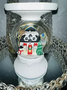 Bath & Body Works Christmas Globe Candle Pedestal Lights Swirling Snow & Music - Picture 1 of 1