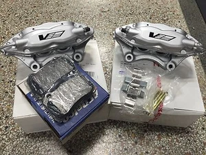 Cadillac CTS-V Brembo Silver 4 Piston Rear Calipers Pair w/ GM Brake Pads + Pins - Bild 1 von 6