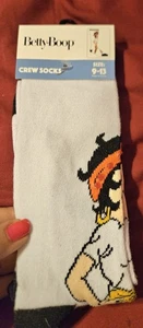 BETTY BOOP WHITE CREW SOCKS SHOE 👞 👟 MEN/WOMEN 9-13 STOCKING STUFFER GIFT 🎁!! - Picture 1 of 4
