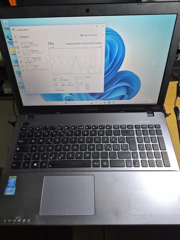 NOTEBOOK   ASUS K550C ,15,6 " INTEL CORE i5 3337  1,80 GHz - Immagine 1 di 4