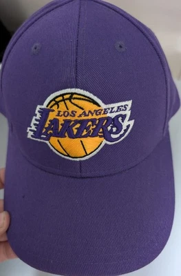 De colección Conferencia Oeste - Los Angeles Lakers Adidas Púrpura NBA Sombrero Ajustable  Foto 1 de 4