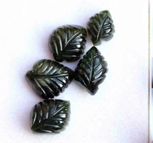 30.10 Ct 11*13 Mm Natural Green Brazilian Tourmaline Leaf Carving UNTREATED Gem - Picture 1 of 2