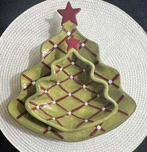 Juego de 2 platos para servir árbol de Navidad Pottery Barn verde saludos de temporada - Imagen 1 de 5