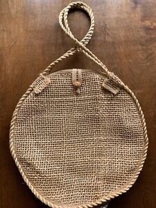 Vintage woven round shoulder bag retro beige size medium - large 