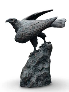 Eagle garden sculpture statue Gate pier life size Hawk ornament cast aluminum - Picture 1 of 22