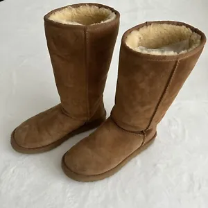 UGG Australia Classic Tall II Womens Winter Boots - Size 7, Chestnut - Picture 1 of 12