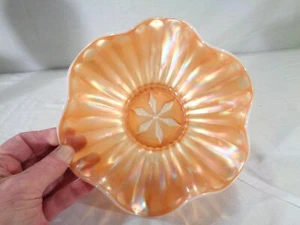 Dugan Stippled Flower Ruffled Bowl In Peach Opalescence - Picture 1 of 4