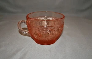 INDIANA GLASS TIARA PEACH SANDWICH GLASS CUP - Picture 1 of 1