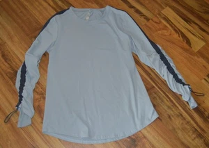 Fabletics Pullover Gray Top Size XL Long Sleeve Ruched Thumbholes Gym Yoga - Picture 1 of 6