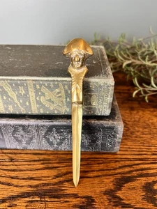 Vintage Brass Letter Opener – Napoleonic Soldier Bicorne Hat – Mid Century 1950s - Picture 1 of 5