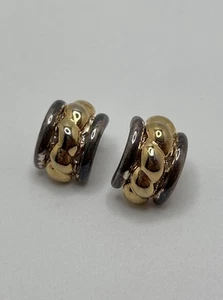 Aretes Huggie vintage Givenchy tono plata y oro, sin respaldo, usados - Imagen 1 de 8