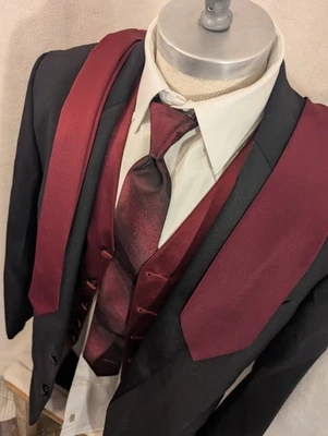 Vest and Two Ties Burgundy Mens Tuxedo Wedding Formal Dinner Prom Groom - Image 1 of 4