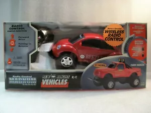 New Bright Radio Control Volkswagen New Beetle 1:24 - Picture 1 of 8