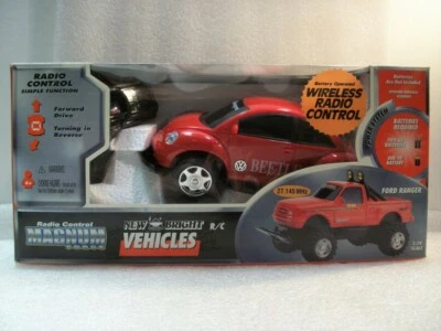 New Bright Radio Control Volkswagen New Beetle 1:24 - Bild 1 von 4