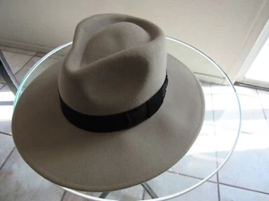 Brixton Joanna Fedora Felted Wool hat Timberwolf/black size Medium - Picture 1 of 5