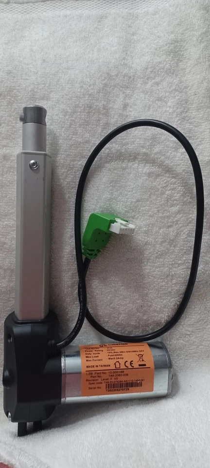 Lazy La Z Boy 切换电机致动器 TiMotion TA9-2060 -008 LZB 10.000168 IP42 — 第 1/4 张图片