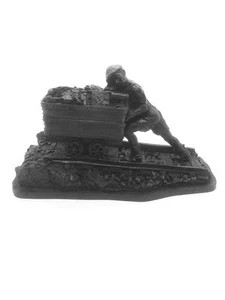 Hard Gannin; Miner pushing tub of coal figurine - Picture 1 of 1