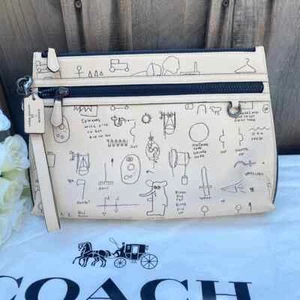 NWT Coach C5452 Carryall Pouch Leather Ivory Multi $350 - Picture 1 of 8