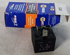 NAPA AR272 Daytime Running Lamp Relay - Bild 1 von 2