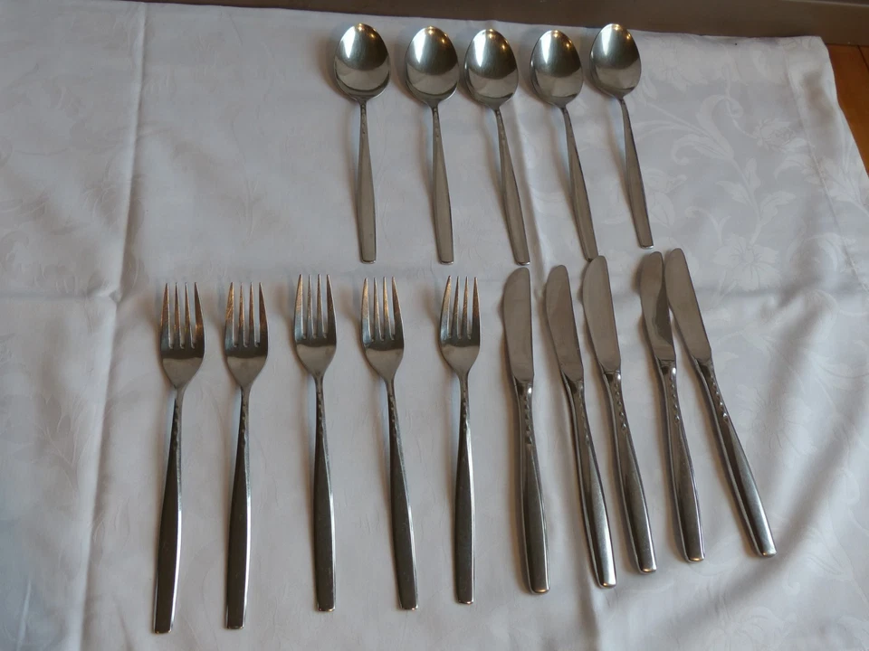 WMF Cromargan London Besteck Set für 5 Personen 15 Teile Messer Gabel Löffel - Bild 1 von 4