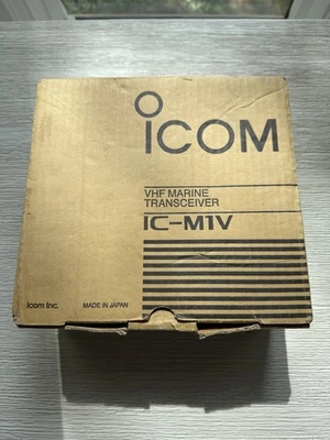 Icom IC-M1V VHF Marine Transceiver & Charger Tested and Working - Image 1 of 4