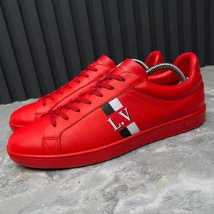 Sneakers Louis Vuitton Lussemburgo logo LV pelle rossa 9 LV o 10 US o 43 EUR - Foto 1 di 12