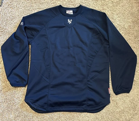 New York Yankees Majestic Authentic Therma Base Pullover Size Large Cover