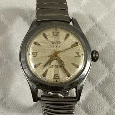 Reloj Antimagnético Hilton 17 Jewel Incabloc Años 50 Vintage Ver todas las fotos.  Foto 1 de 4