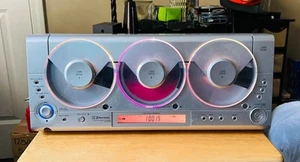 Emerson MS3105 Triple CD Player-AM/FM with Amplifier-Wall Mount-Tested WORKS - Picture 1 of 7