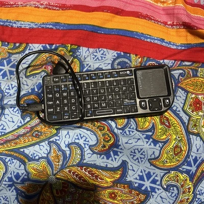 Rii Mini X1 Wireless 2.4GHz Keyboard with Mouse Touchpad - Black - Image 1 of 4