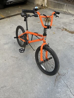 Mongoose Index 2.0 20" Bike - Silver (54051145) - Image 1 of 4