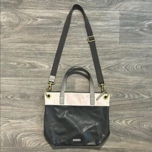 Fossil Keely Tote Pebbled Leather Purse Bag Pockets Black White Gray Crossbody - Picture 1 of 15