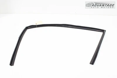 2017-2022 起亚 SPORTAGE 前左驱动门玻璃运行防水密封原始设备制造商 — 第 1/4 张图片