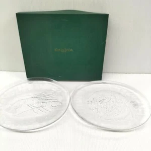 KOSTA BODA Shrimp/Flounder Glass Plate Set of 2 - Picture 1 of 4