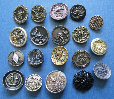 GREAT GROUP 0f 19 LARGE FASHION BUTTONS - Flowers - Cherubs - Birds - ANTIQUE Cover