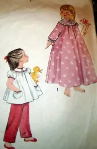 *SCHÖNES VINTAGE 1950ER MÄDCHEN NACHTKLEID & PYJAMA Nähmuster 2 - Bild 1 von 1