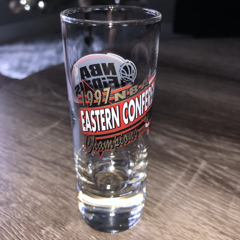 1997 Chicago Bulls NBA Finals Eastern Conference Champions Shot Glass Vintage Cover