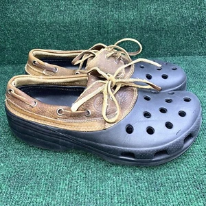 Crocs ISLANDER PITCREW Sport Bootsschuhe braun hellbraun Leder Größe Herren 7 Damen 9 - Bild 1 von 7