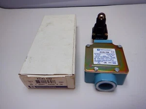 Telemecanique XCKL102 Limit Switch new - Picture 1 of 4
