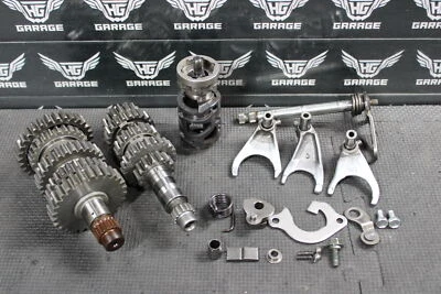 2006 YAMAHA YZ250F OEM ENGINE TRANSMISSION TRANNY ASSEMBLY GEARS - Image 1 of 4