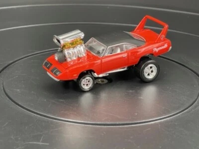 NHRA MUSCLE MACHINES TOONED HOT WHEELS 70'S PLYMOUTH BRITE RED SUPERBIRD ZINGERS - Image 1 of 4