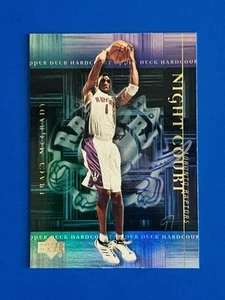 Tarjeta insertada de baloncesto 1999-00 UD Hardcourt Tracy McGrady Magic Night Court #NC7 - Imagen 1 de 2