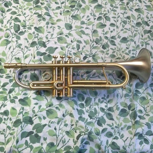 Adams Custom Professional Bb Trumpet -  One of A Kind EXCELLENT - Picture 1 of 24
