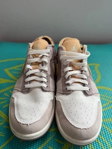 Größe 8 - Jordan 1 Low SE Craft Inside Out - Taupe Haze - Bild 1 von 11