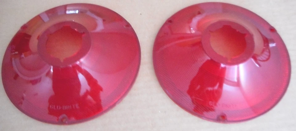 NUEVO NORS 1961 61 FORD PAR DE LENTES DE LUZ TRASERA. GLO BRITE. Foto 1 de 1