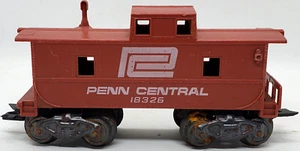 Vintage Marx O Scale: Penn Central #18326 Cupola Caboose, RED. USA. Metal Trucks - Picture 1 of 4